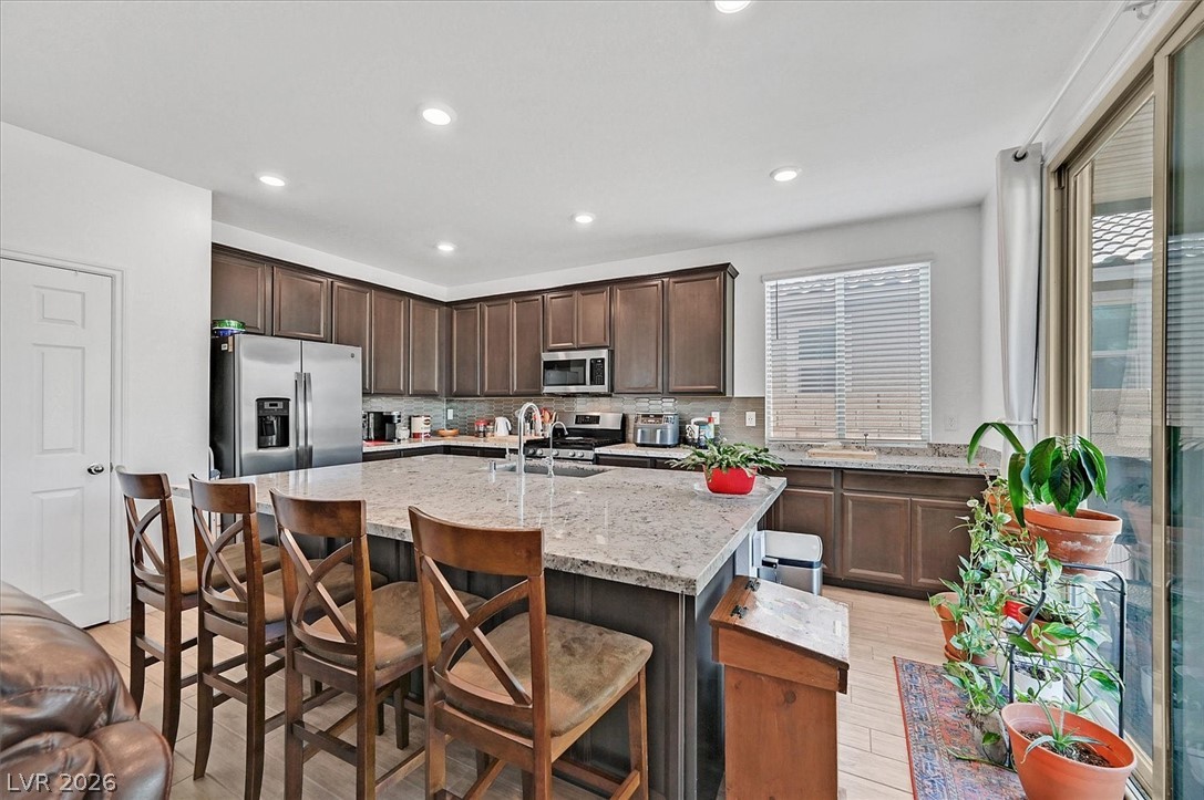 1102 Edel Hest Avenue Property Photo 8