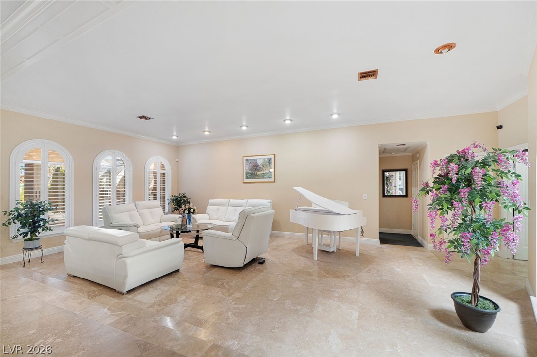 2525 Driftwood Drive Property Photo 10