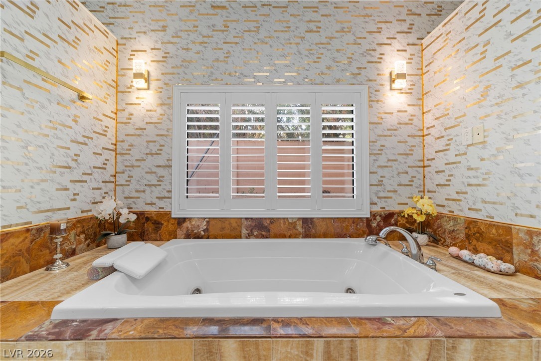 2525 Driftwood Drive Property Photo 45