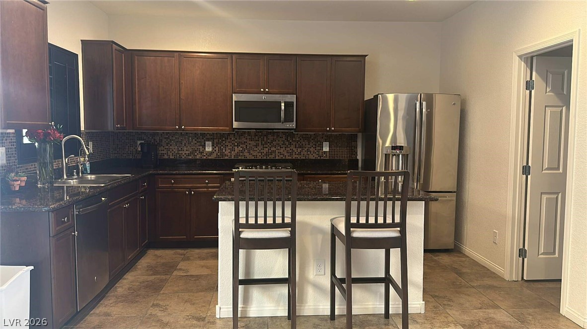 10718 Fenway Park Avenue Property Photo 8