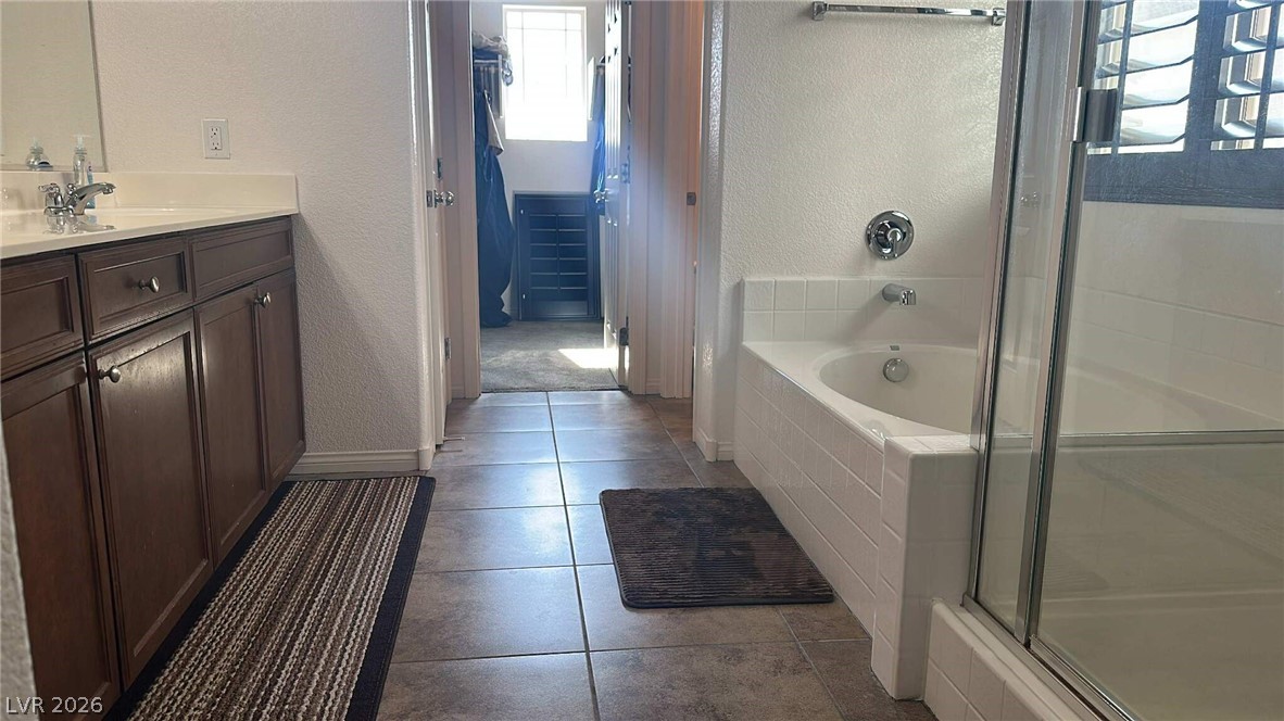 10718 Fenway Park Avenue Property Photo 31