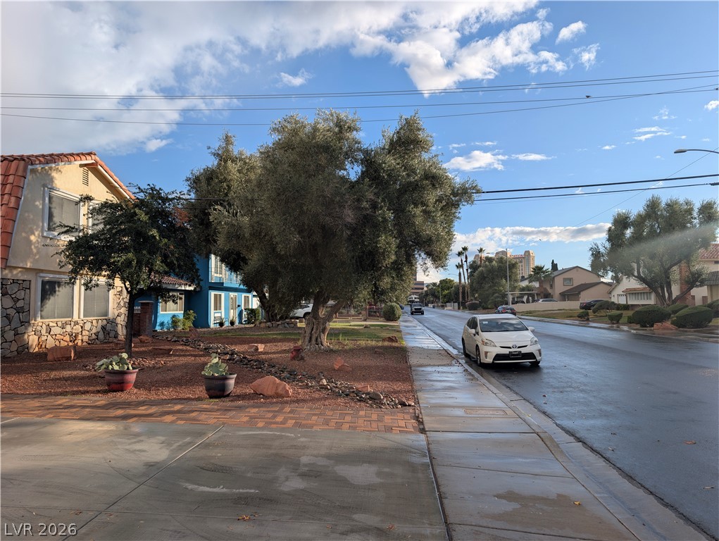 1905 Westlund Drive Property Photo 4