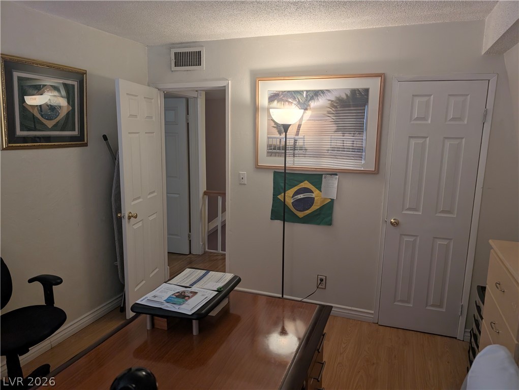1905 Westlund Drive Property Photo 25