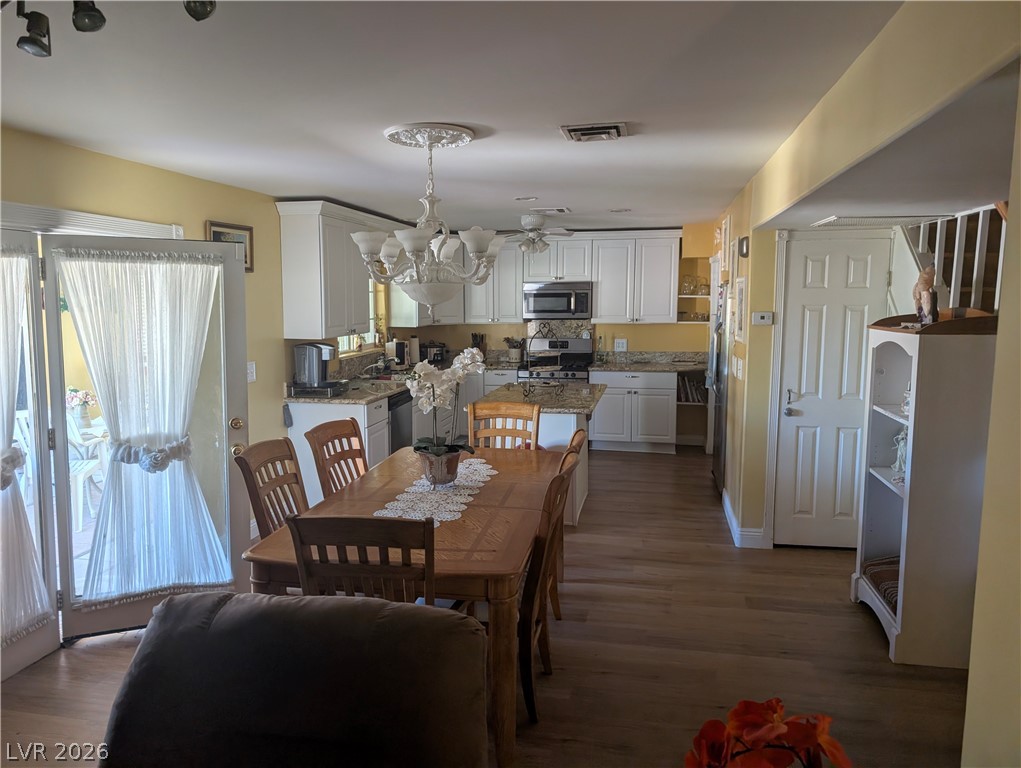 1905 Westlund Drive Property Photo 34