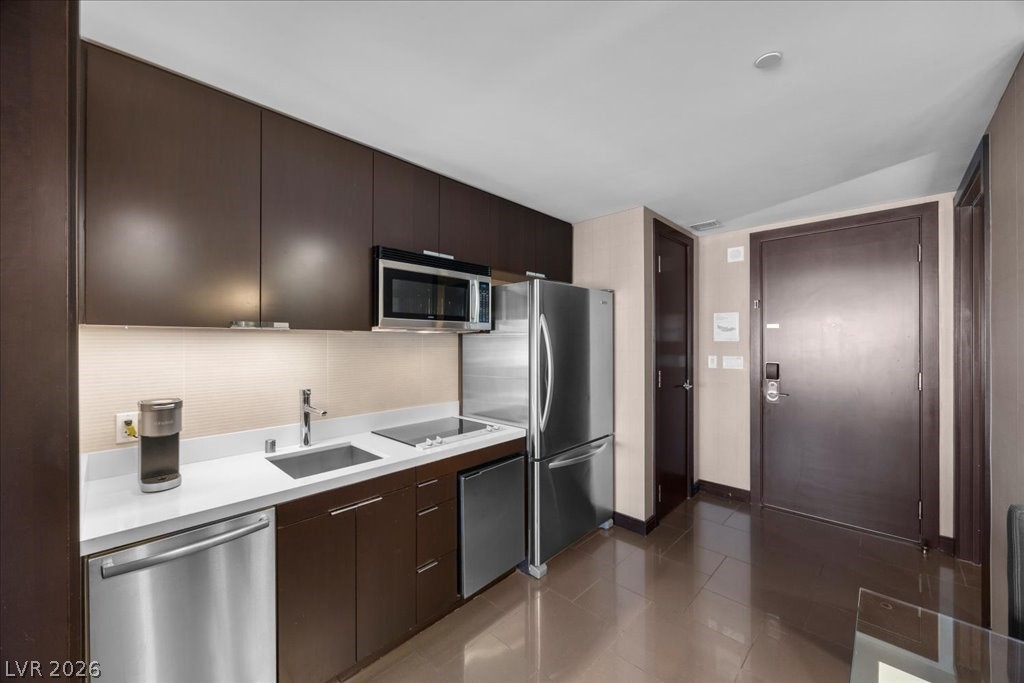 2600 West Harmon Avenue 37010 Property Photo 13