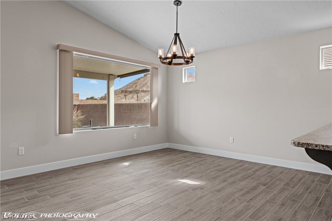 921 Shadow Hawk Ridge Property Photo 14