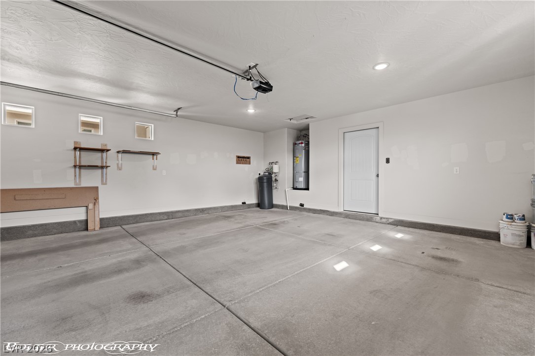 921 Shadow Hawk Ridge Property Photo 37