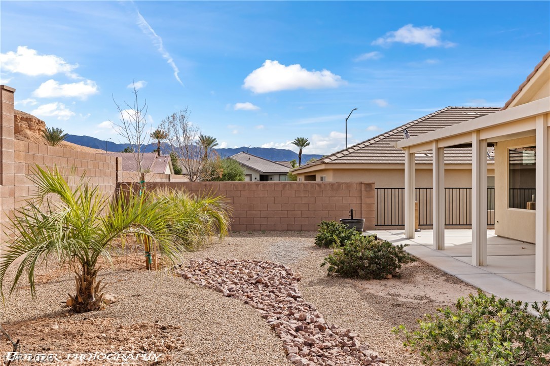 921 Shadow Hawk Ridge Property Photo 51