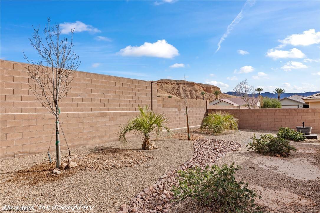 921 Shadow Hawk Ridge Property Photo 52