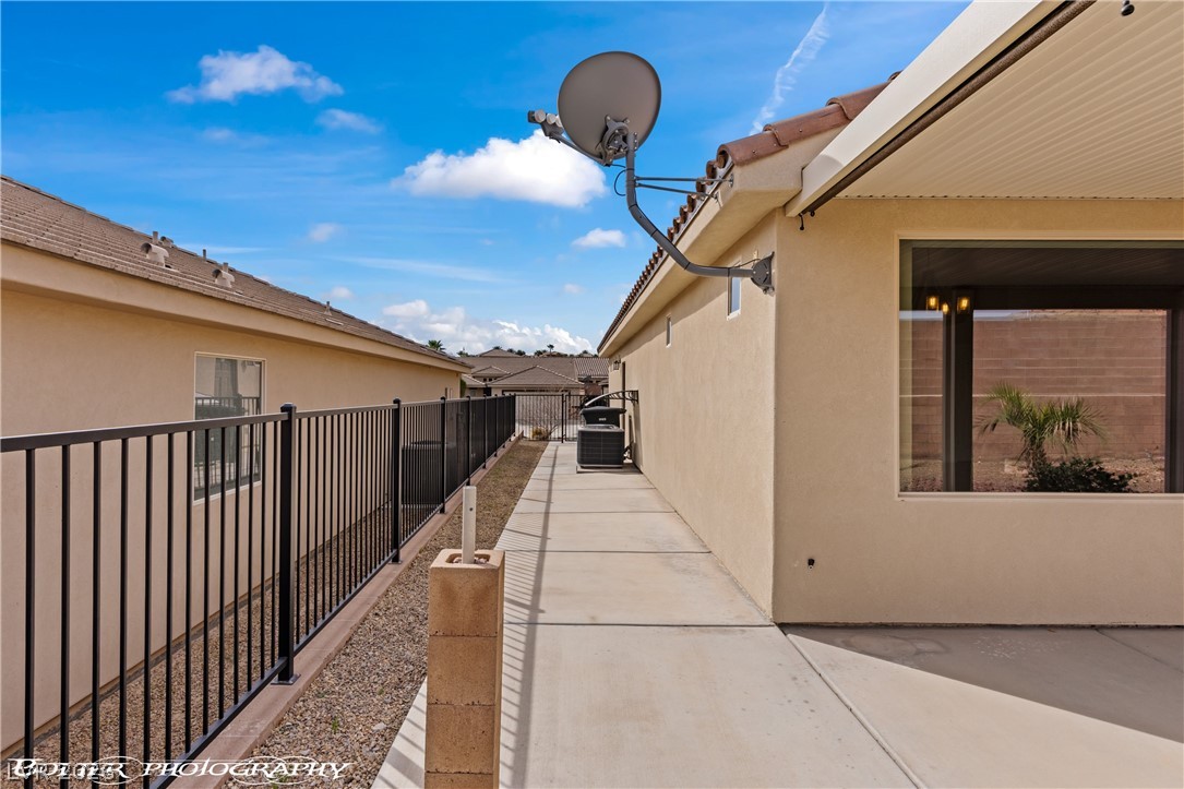 921 Shadow Hawk Ridge Property Photo 54