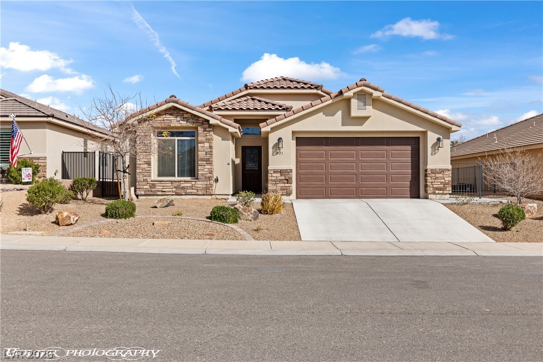 921 Shadow Hawk Ridge Property Photo 58