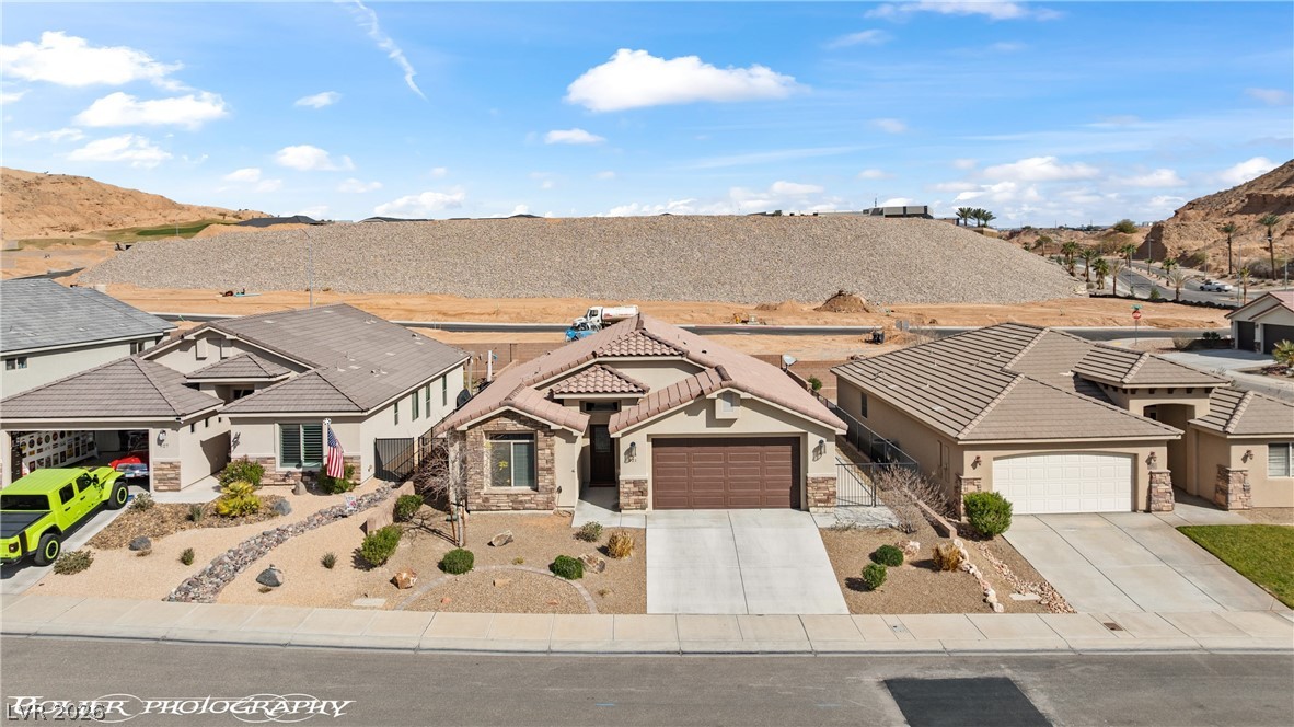 921 Shadow Hawk Ridge Property Photo 64