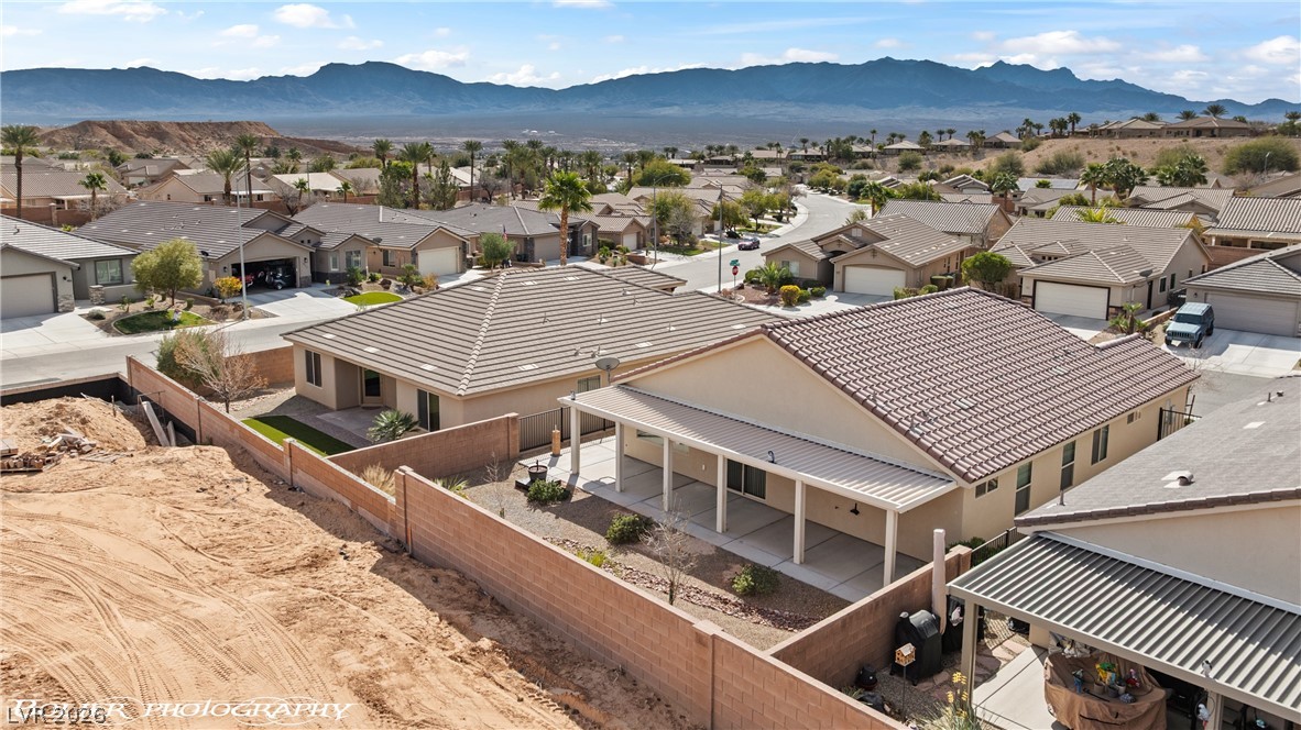 921 Shadow Hawk Ridge Property Photo 70