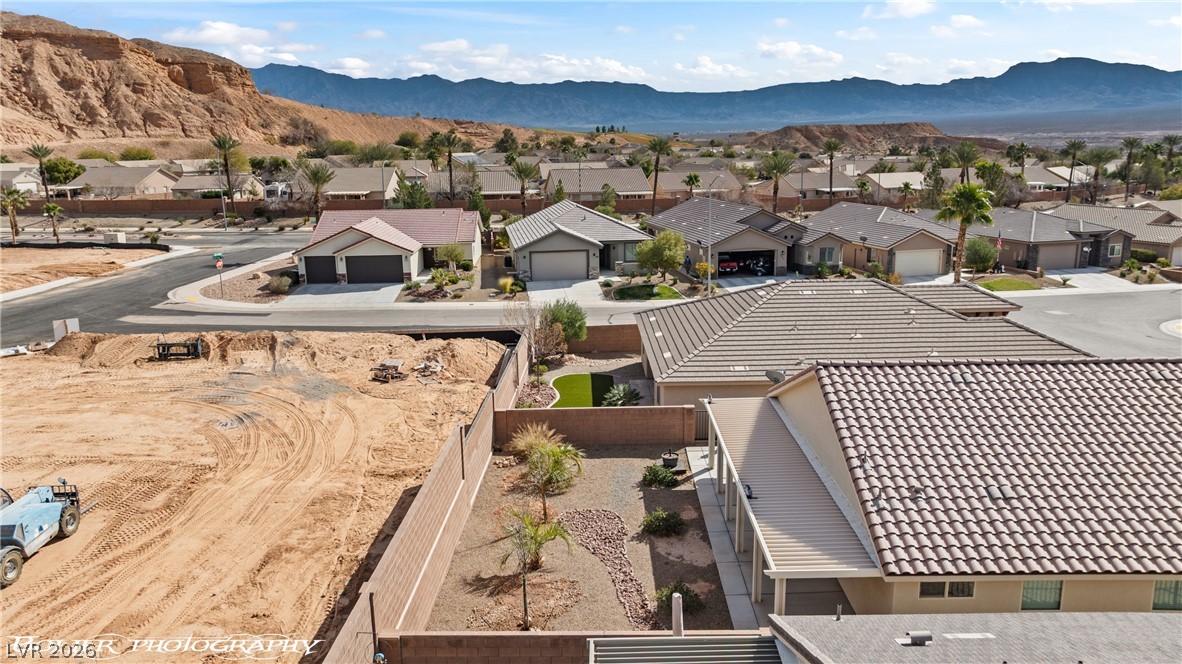 921 Shadow Hawk Ridge Property Photo 71