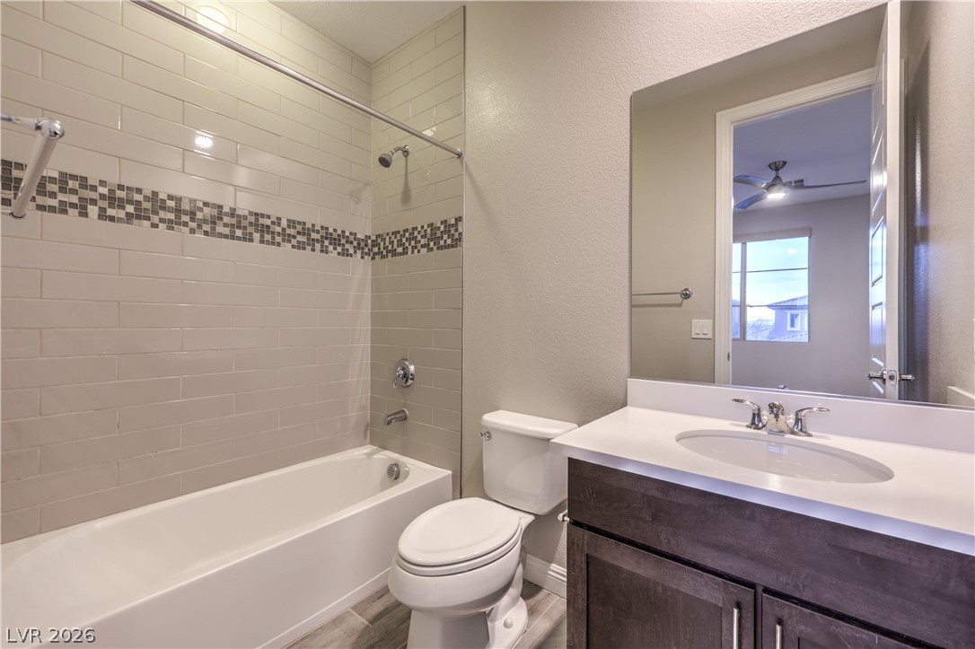 12006 Vento Forte Avenue Property Photo 37