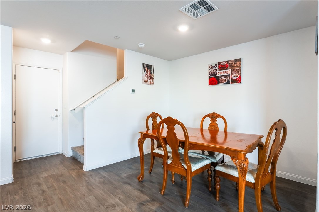 2854 Azure Moon Court Property Photo 12