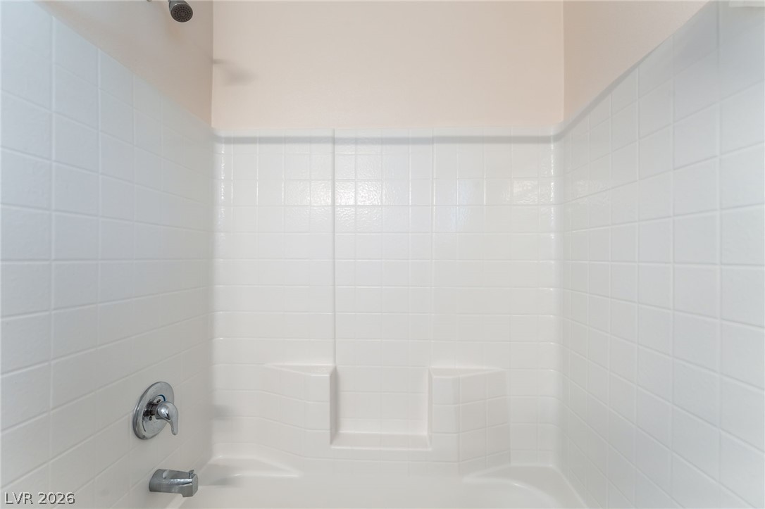 2854 Azure Moon Court Property Photo 26