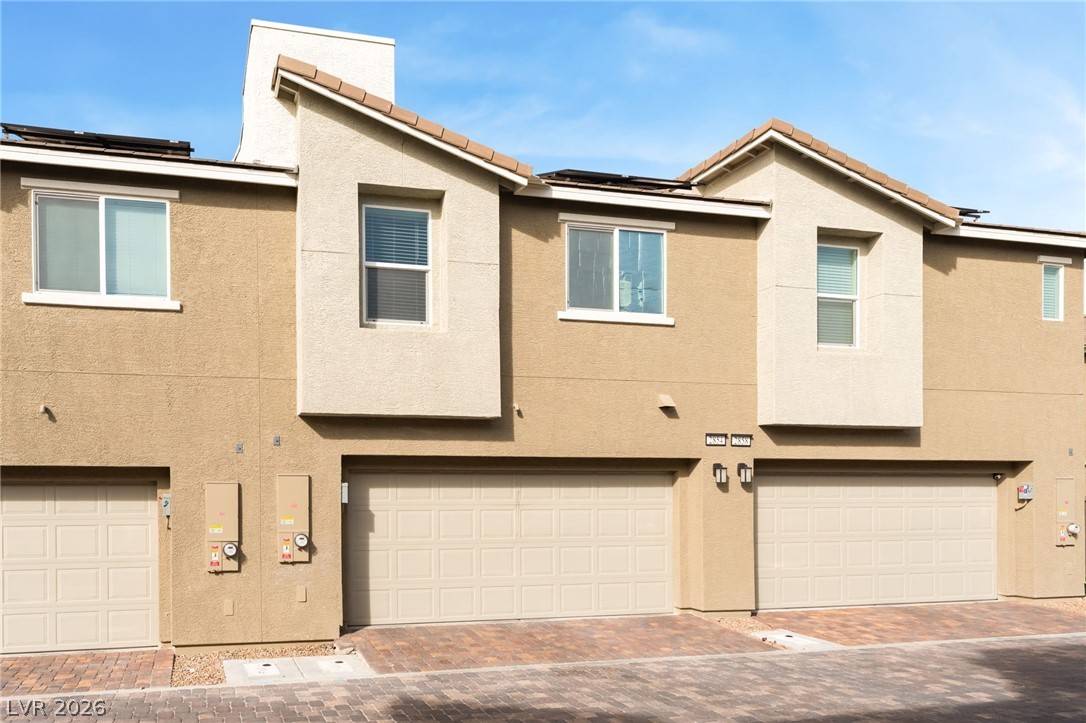 2854 Azure Moon Court Property Photo 31