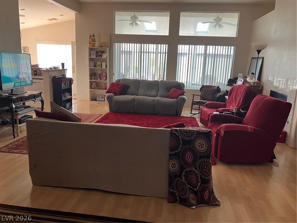 1809 Little Bow Avenue Property Photo 8