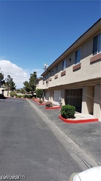 1236 Dusty Creek Street Property Photo 45