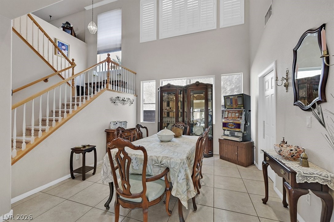 10105 Shore Pine Avenue Property Photo 4