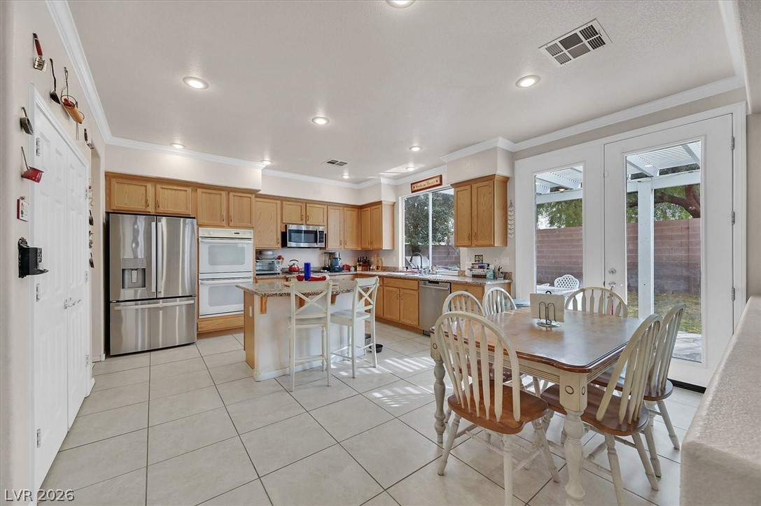 10105 Shore Pine Avenue Property Photo 6