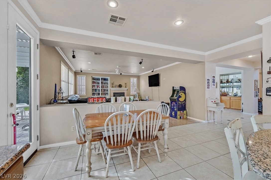 10105 Shore Pine Avenue Property Photo 7
