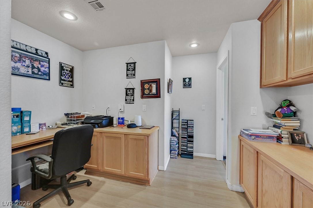 10105 Shore Pine Avenue Property Photo 18