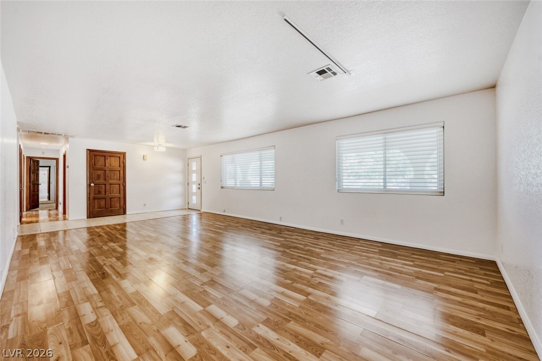 6151 Jo Marcy Drive Property Photo 4