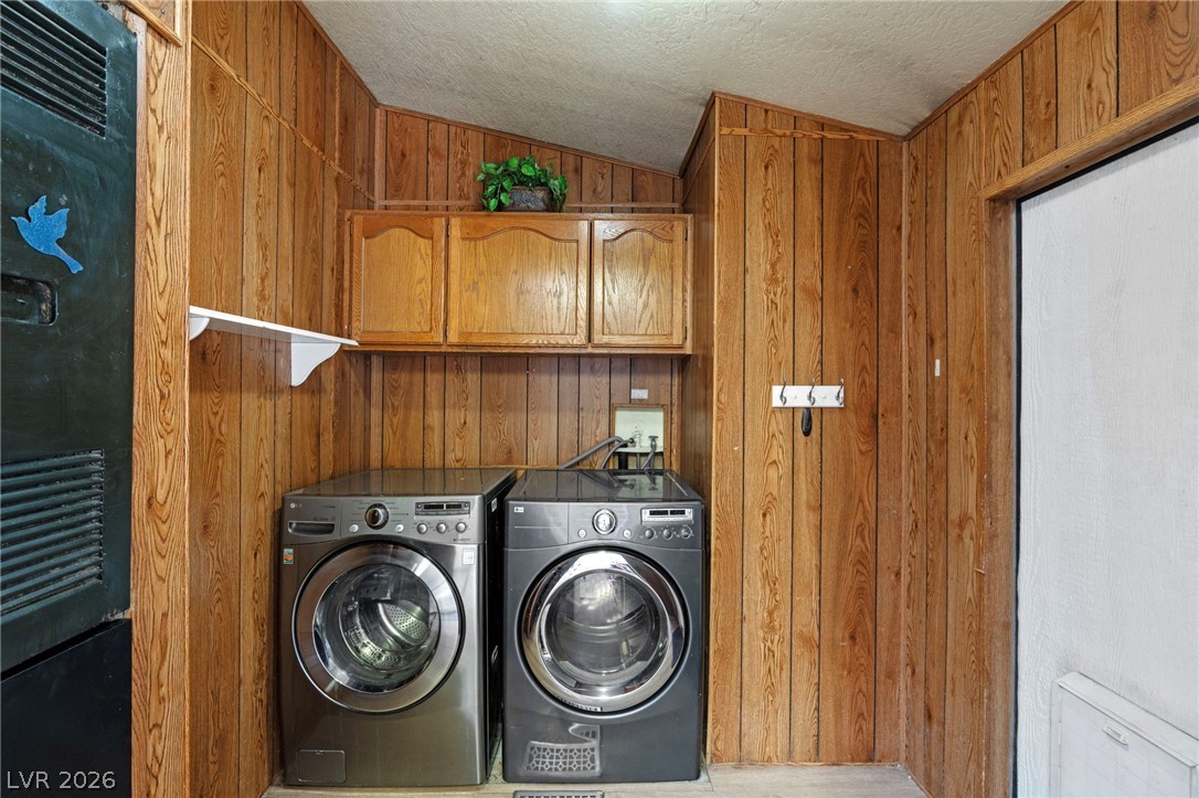 2885 Green Tree Avenue Property Photo 18