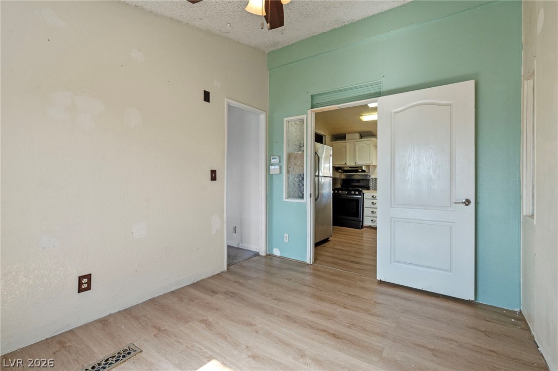 2885 Green Tree Avenue Property Photo 23