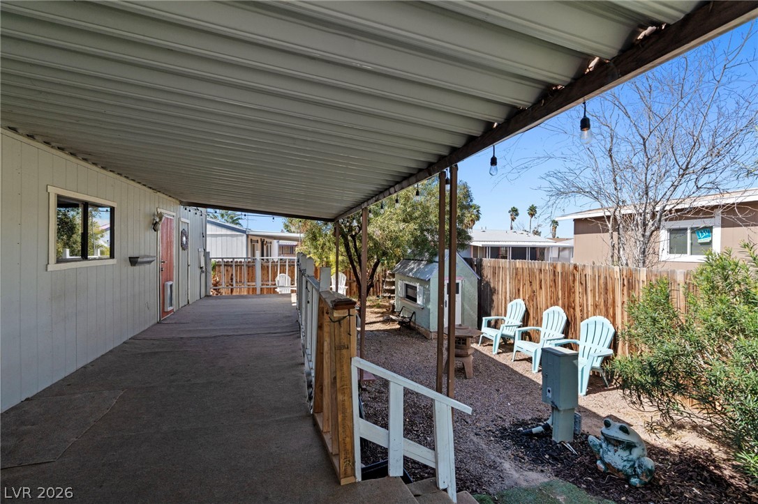 2885 Green Tree Avenue Property Photo 32