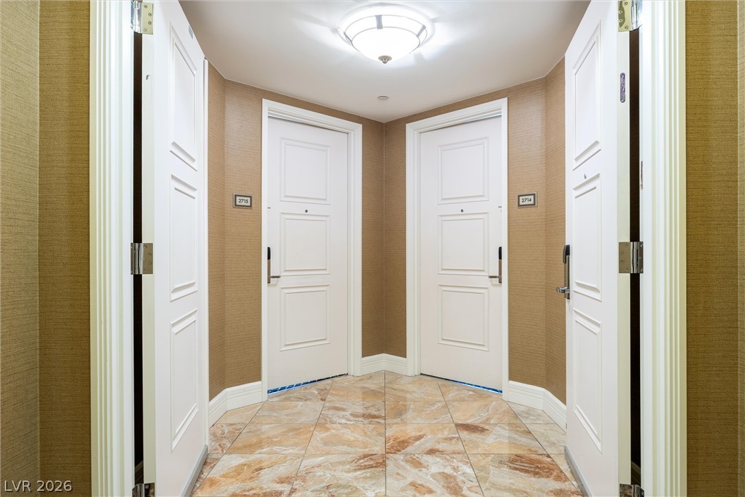 2000 North Fashion Show Drive 2714-2715 Property Photo 2