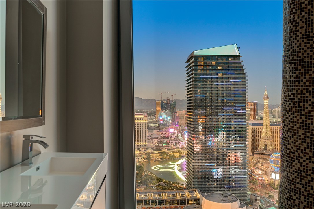 3726 Las Vegas Boulevard 3504 Property Photo 7