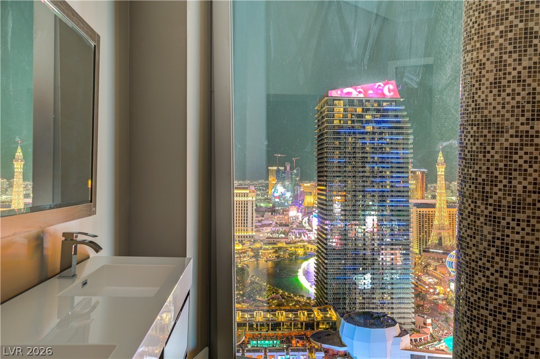 3726 Las Vegas Boulevard 3504 Property Photo 9