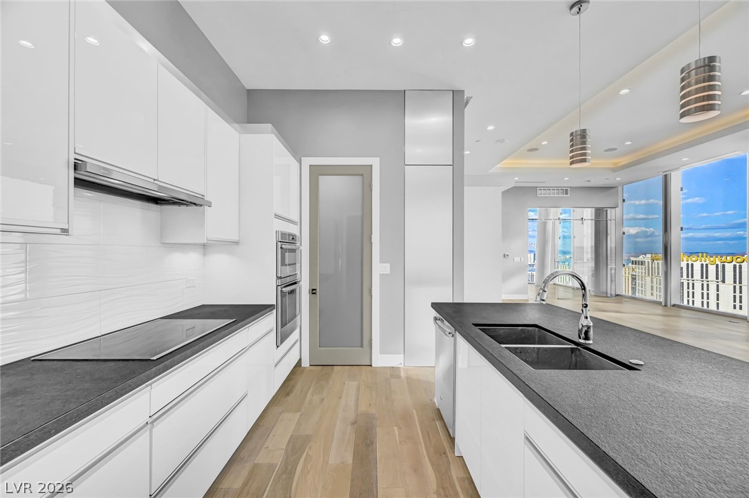 3726 Las Vegas Boulevard 3504 Property Photo 16
