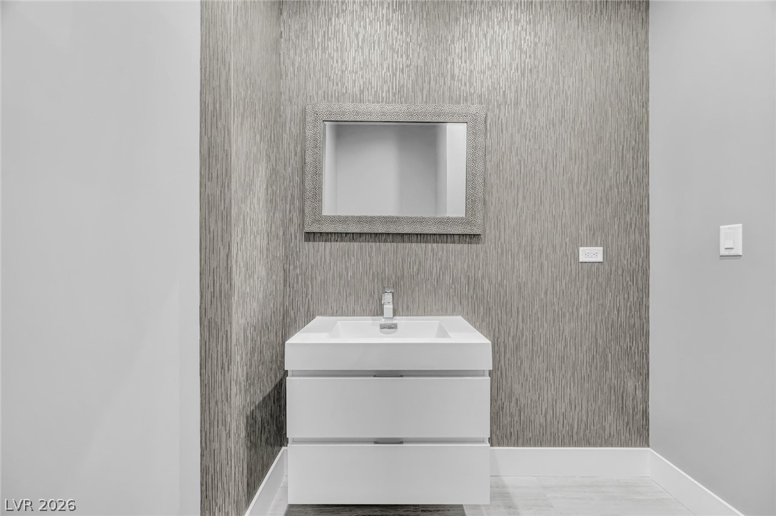 3726 Las Vegas Boulevard 3504 Property Photo 18