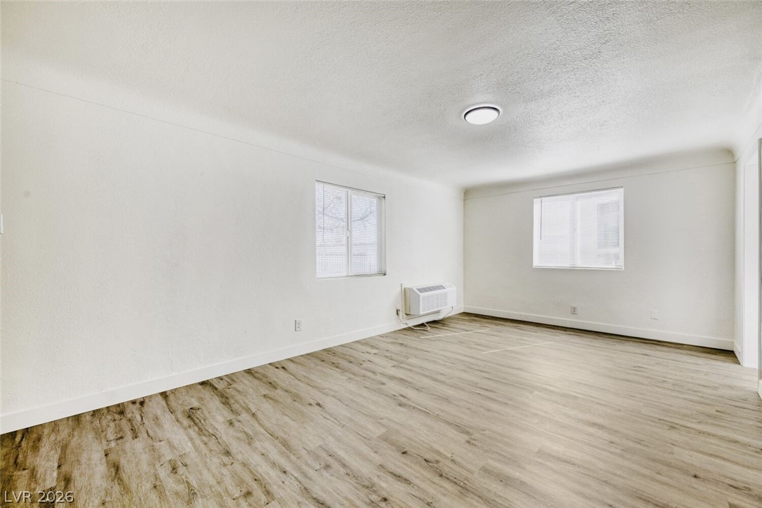 1014 North 4th Street 1-10 Property Photo 6