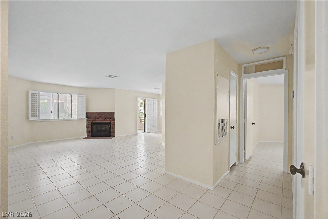 6885 Tamarus Street 101 Property Photo 11