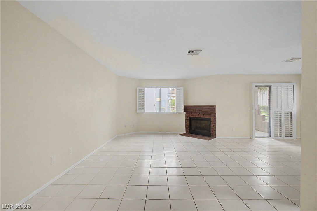 6885 Tamarus Street 101 Property Photo 14