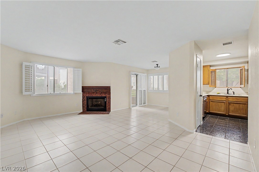 6885 Tamarus Street 101 Property Photo 15