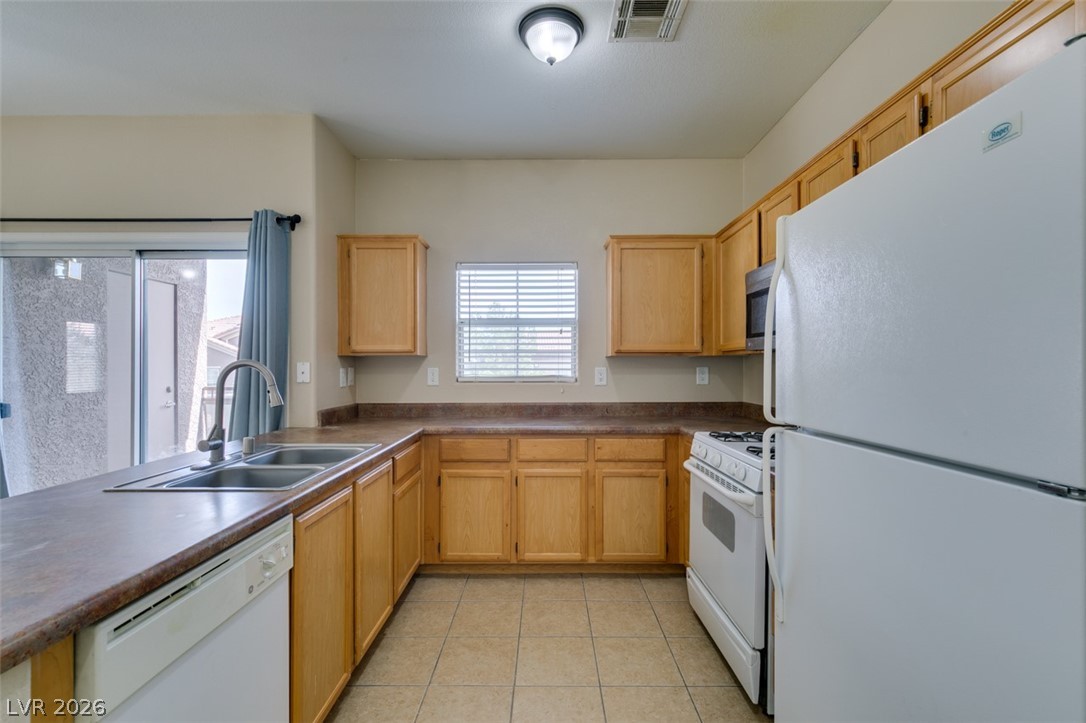 3812 Ormond Beach Street 201 Property Photo 4