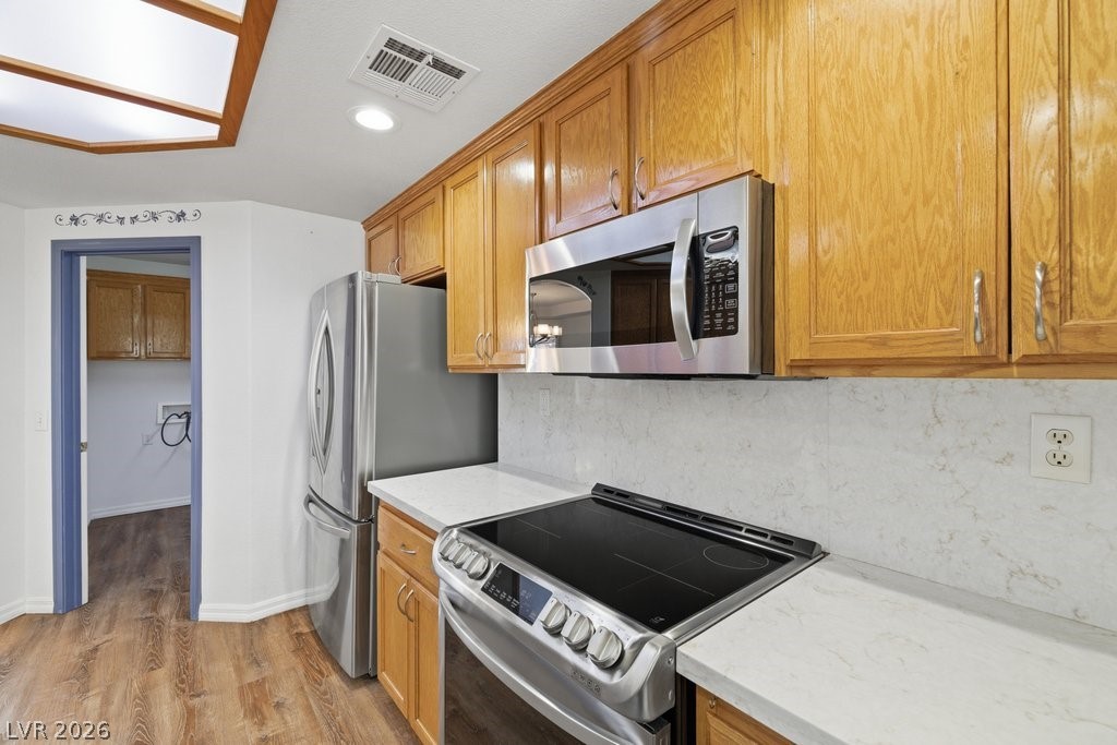 4651 Stonebridge Court Property Photo 17