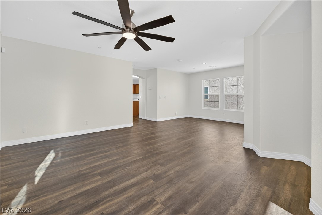 9165 Desirable Court Property Photo 6