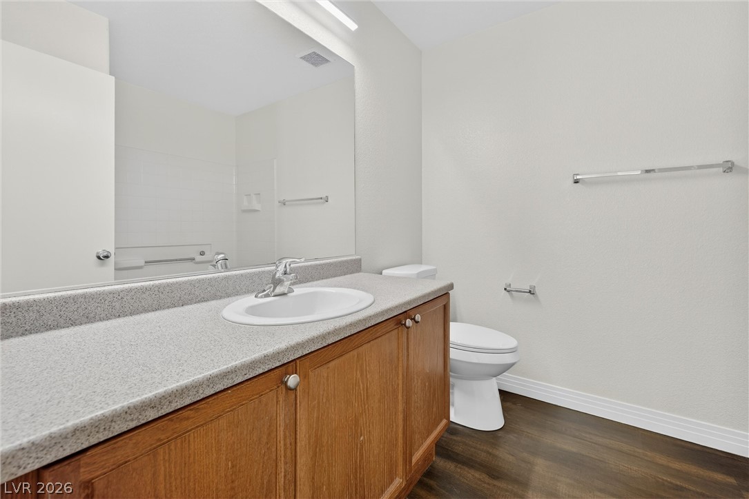 9165 Desirable Court Property Photo 32