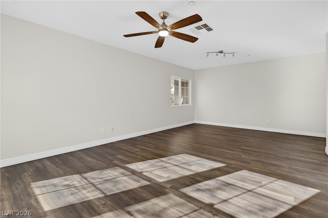 9165 Desirable Court Property Photo 37