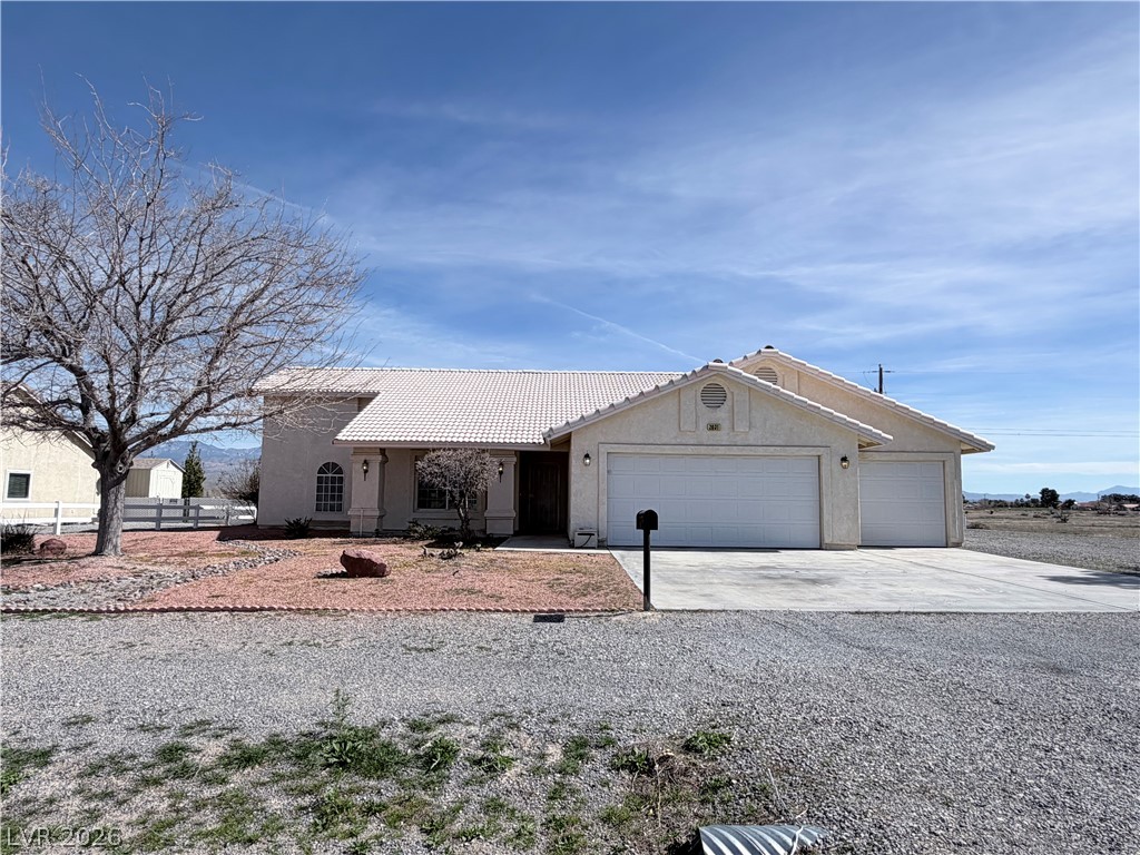 2031 South Blagg Road Property Photo 1