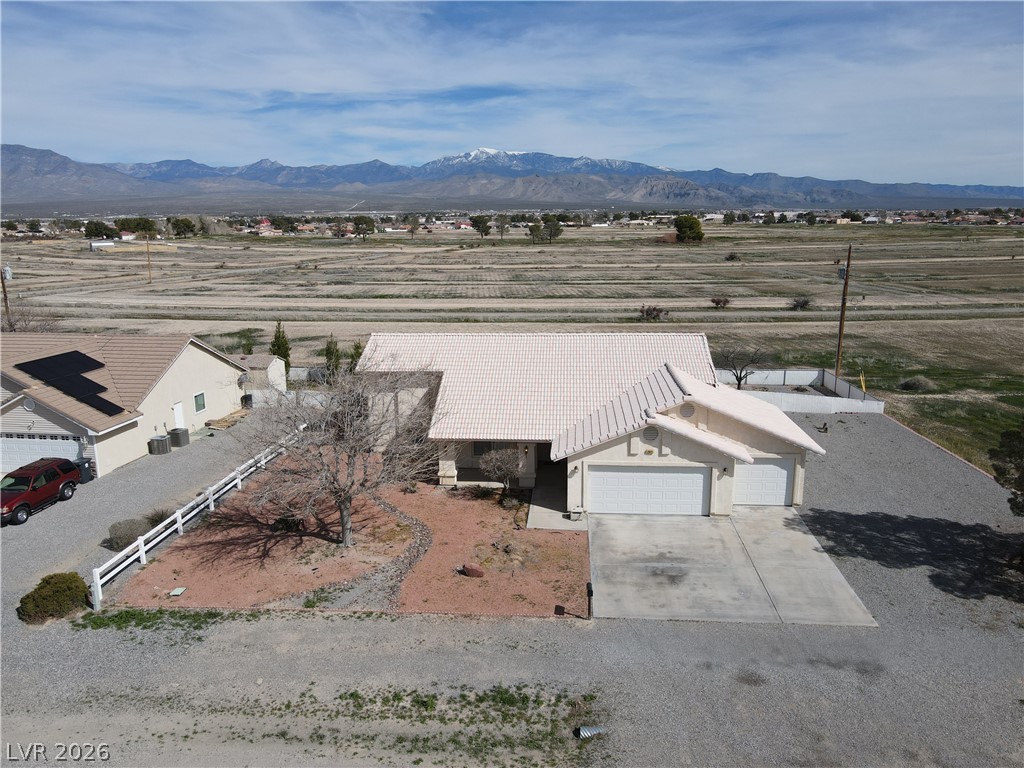 2031 South Blagg Road Property Photo 5