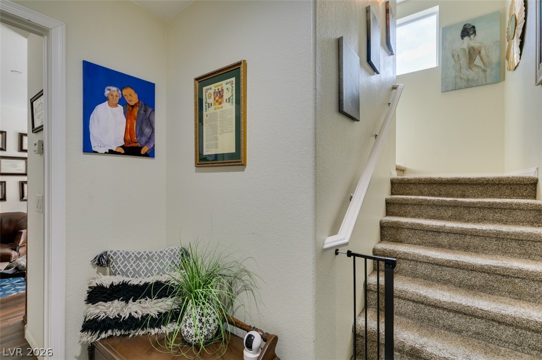1525 Spiced Wine Avenue 17105 Property Photo 4