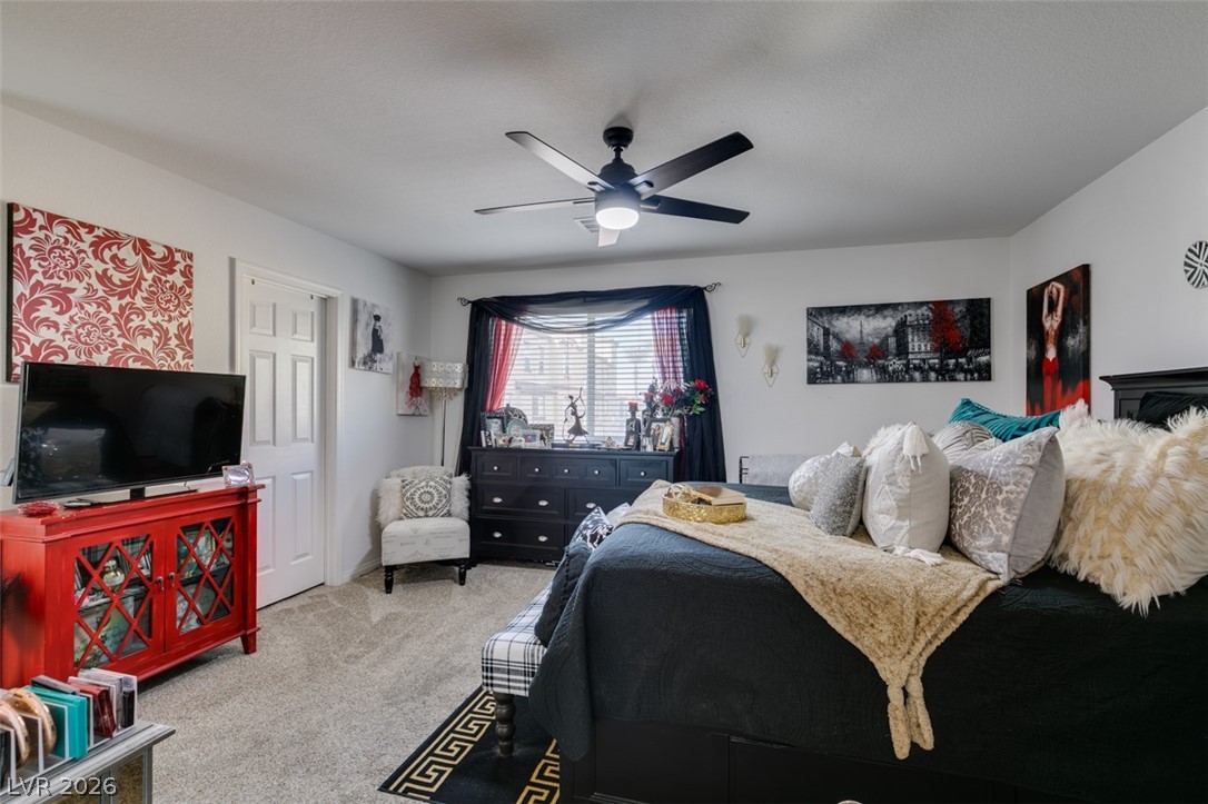 1525 Spiced Wine Avenue 17105 Property Photo 11